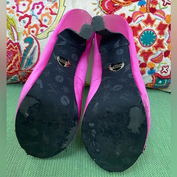 Betsey Johnson "Majestee" Fuchsia 1.5" Platform Square Toe 5" Heel Pumps Sz 9 - Picture 10 of 10